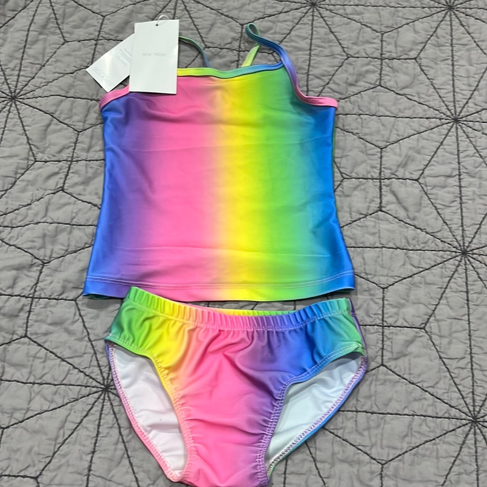 Girl’s Swimsuit Sz 110 US 4-5